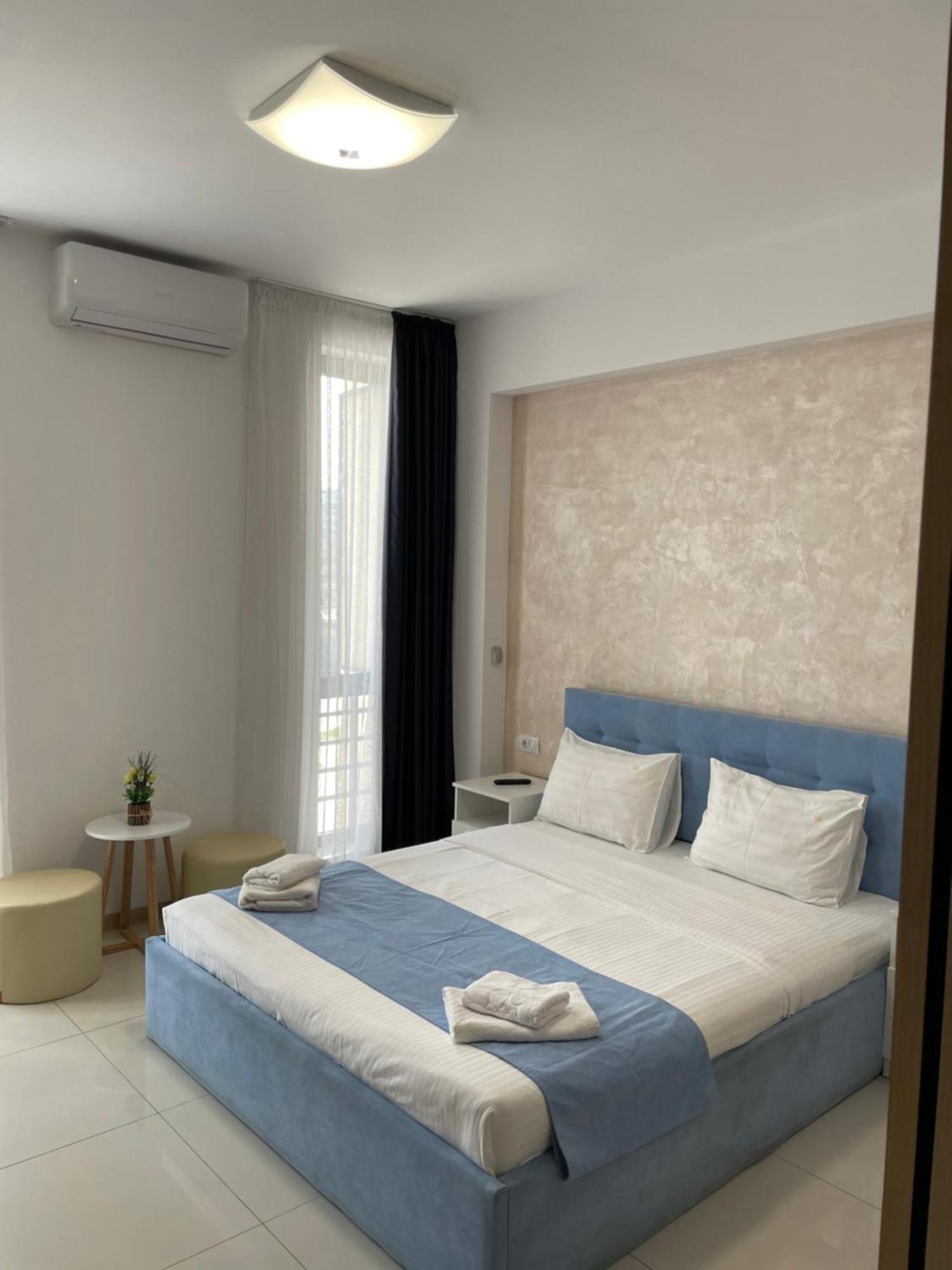 Beach Rooms Roberta Mamaia Exterior foto